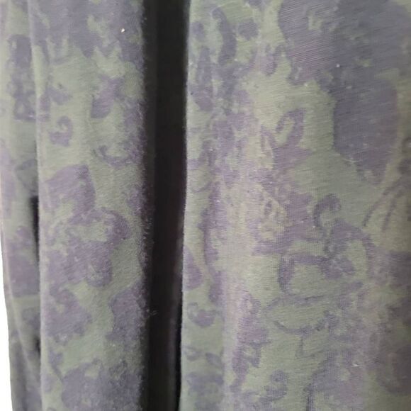 Peruvian Connection Medium Green Black Night Blossom Tee Oversized Long Sleeve - Picture 2 of 6